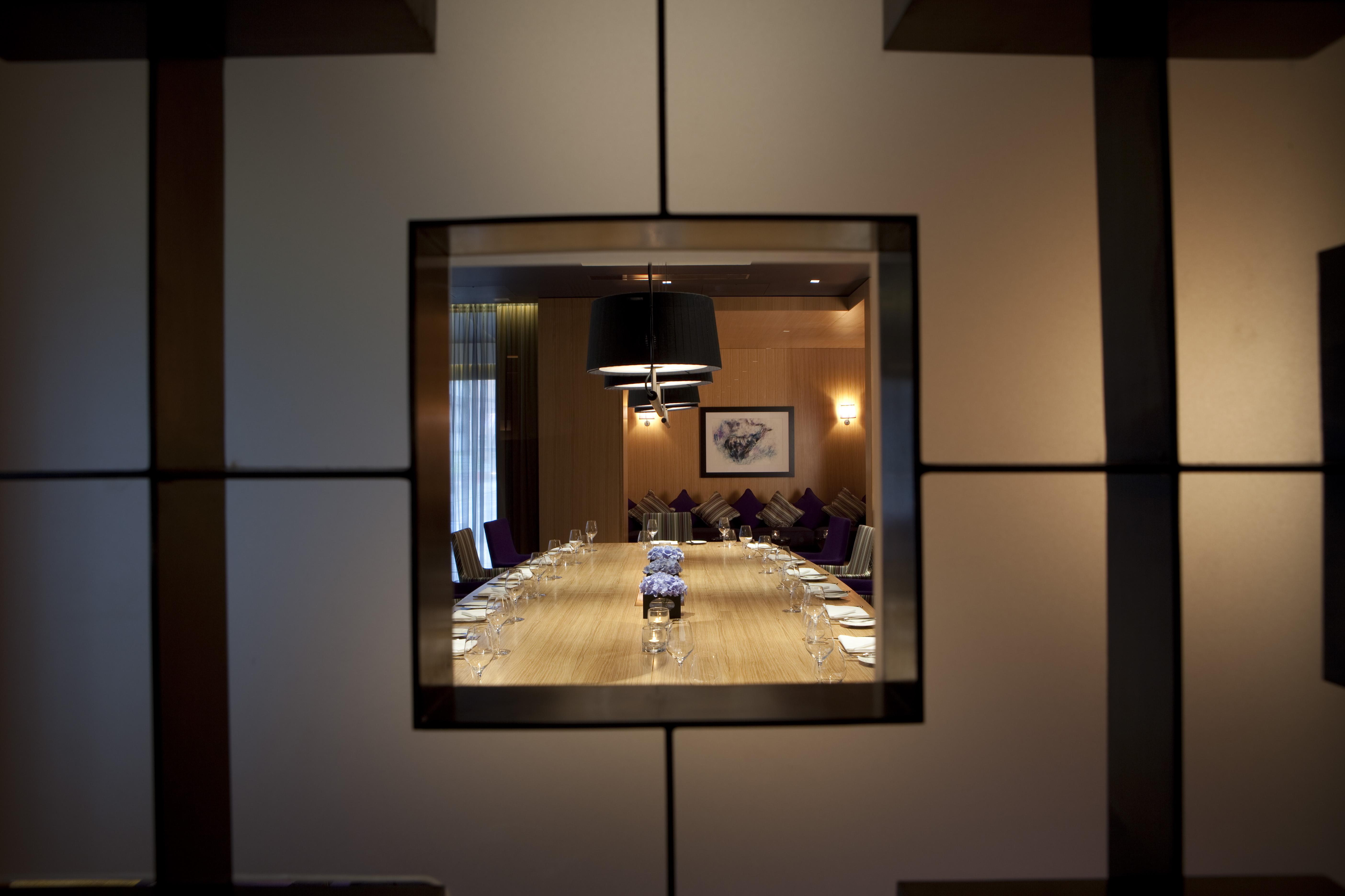 The Fitzwilliam Hotel Belfast Exteriör bild The interior of the restaurant